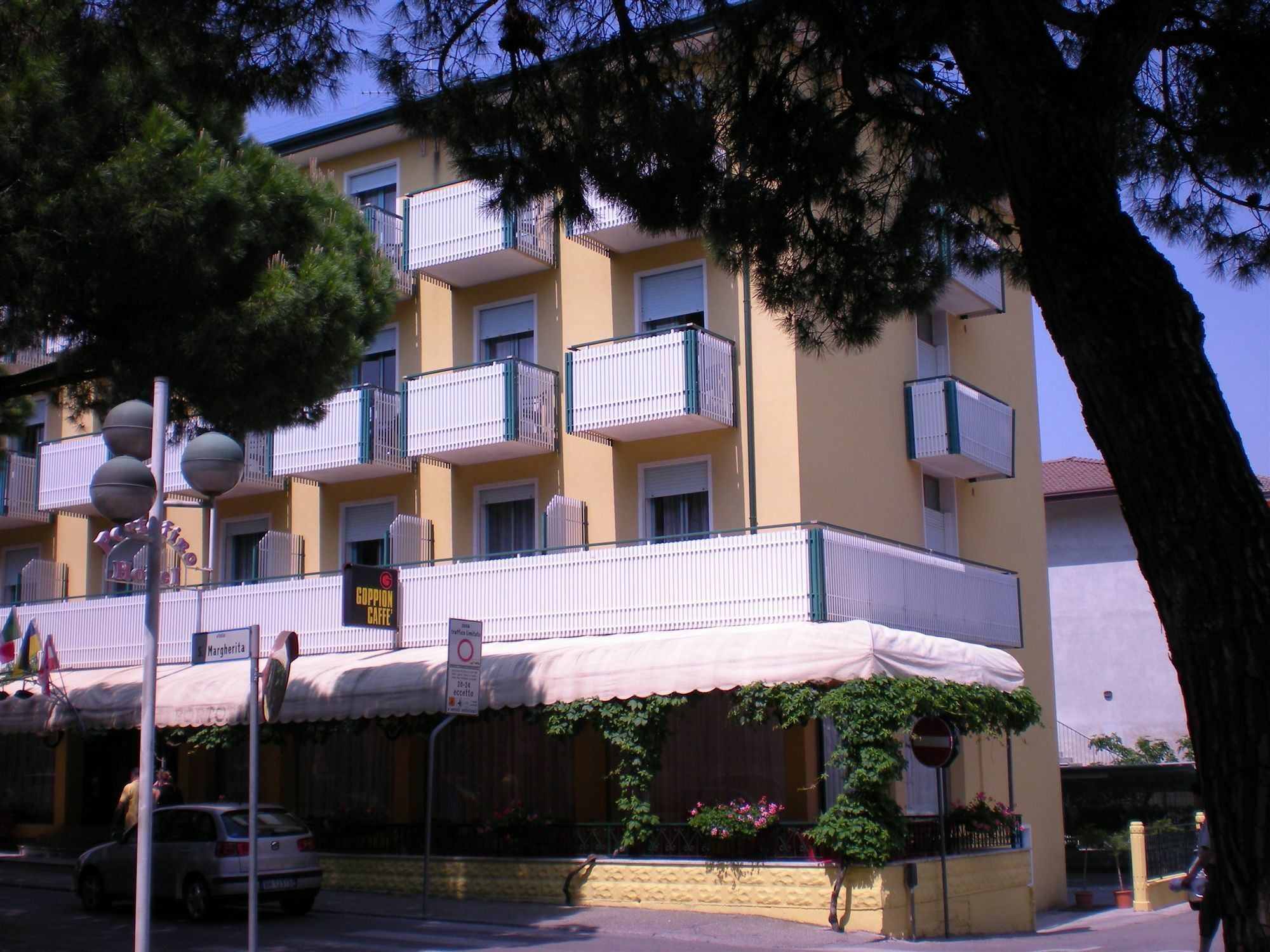 Hotel Portofino 2*